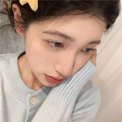 亚曼达厌世系